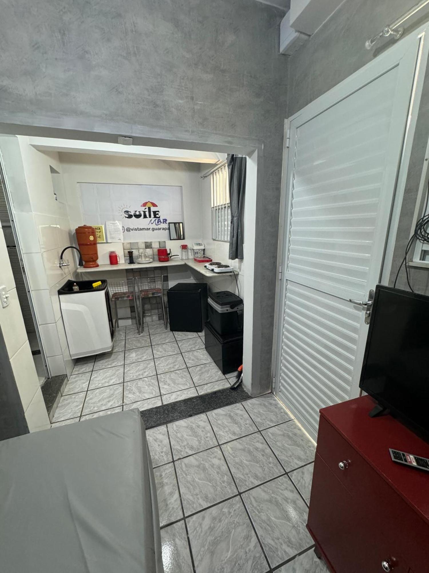 Suite Mar: Beachfront Compact Economy with Elevator Guarapari Exterior photo