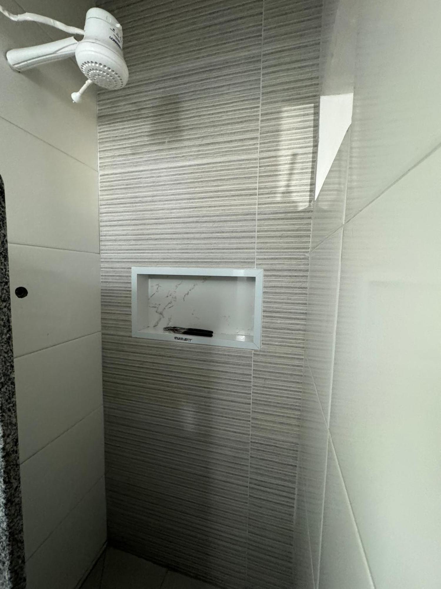 Suite Mar: Beachfront Compact Economy with Elevator Guarapari Exterior photo